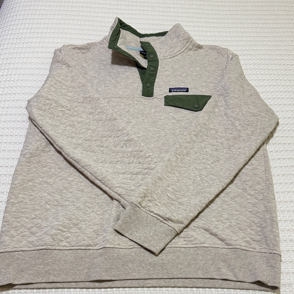Never worn Patagonia Quilted Snap Sweatshirt